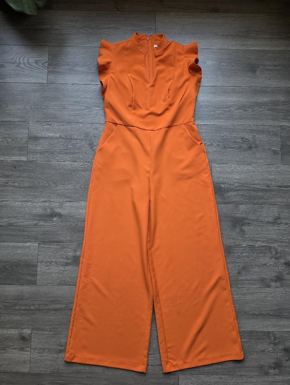 ⚡️$16 FINAL✨️ New York & Co Flutter Sleeve Orange Wide-Leg Jumpsuit Size L 🔴 - Picture 3 of 16